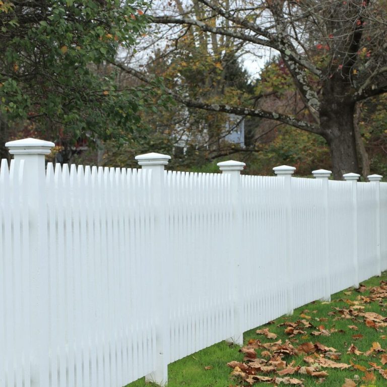 What Should You Look for in the Best Fence Company?